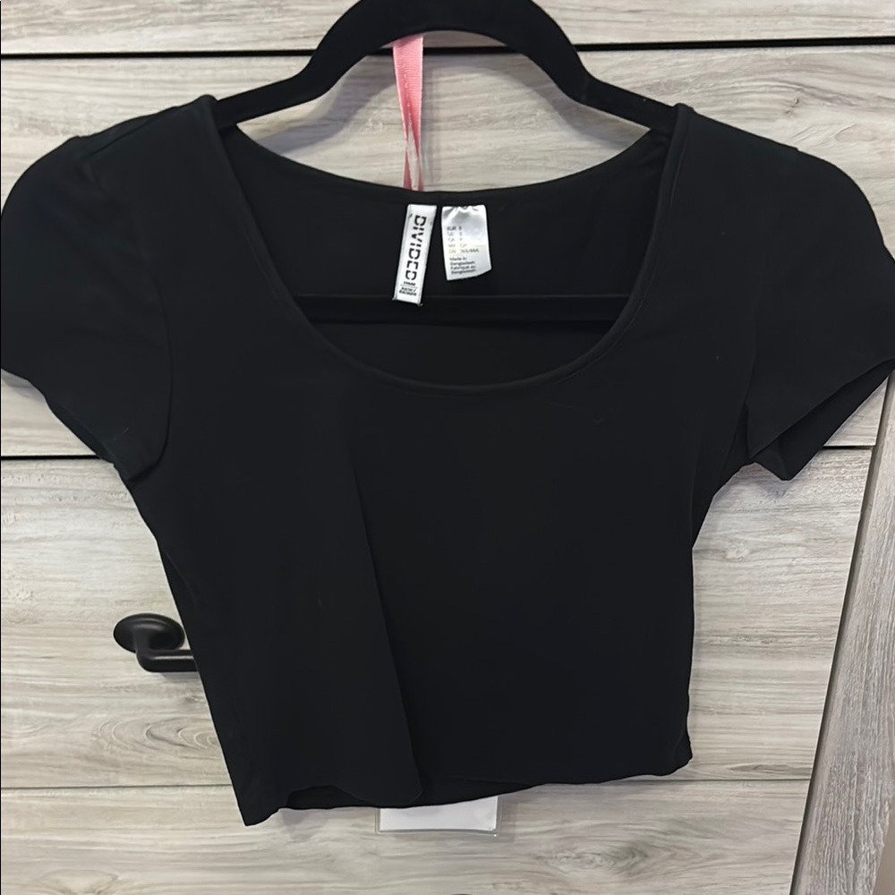 H&M Black Scoop Neck Crop Top